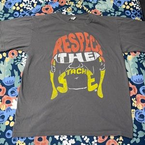 Hulk Hogan WWF WWE EUC T-shirt sz M Respect the Stache